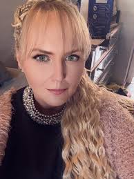 3 years into my dreadlocks journey, all my own hair 🤣😎🙏💖