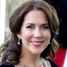 Weitere ideen zu kronprinzessin mary, mary von dänemark, dänemark. Crown Princess Mary Of Denmark News Pictures Videos And More Mediamass
