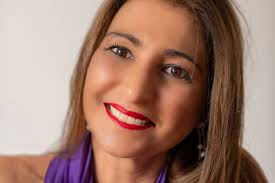 ATHENA BARBERA, UNA SILLOGE POETICA PER DARE LUCE ALLE OMBRE/INTERVISTA