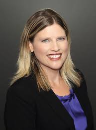 Manitowoc business news: 27 graduate from Chamber's leadership program