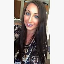 Amy Schellenberg (@Aimsterz)