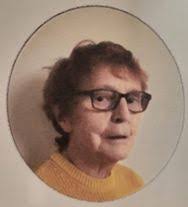 Elise Dolan's Instagram, Twitter & Facebook