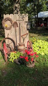 80 Awesome Spring Garden Ideas For Front Yard And Backyard 34 In 2020 Garten Deko Ideen Fruhlingsgarten Garten Deko