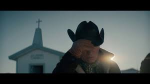 In the commercial, called the middle, springsteen, cowboy hat and newspaper in tow, travels to the tiny u.s. Jeep Reinstates Bruce Springsteen Ad After Dui Charge Is Dismissed Variety