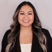 Daisy Lor's Instagram, Twitter & Facebook