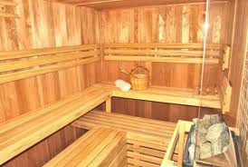 Bizim gibi orasini burasini acmaya guvenemeyen milletlere basta acayip ters gelen, fakat. 120 Derece Banyo Yapin Banyoda Optimum Sicaklik Ve Nem Rus Buhar Odasi Fin Saunasi Turk Hamami