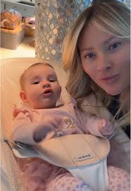 Always be my lil baby 🩷 #baby #mybaby #mydaughter #mydaughterismyworld  #4monthsold