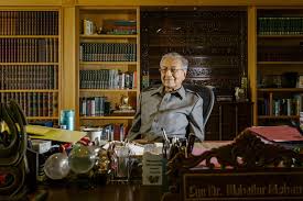 Bartholomew's hospital,1 a ship's surgeon and an assistant editor of the british medical journal. Mahathir Mohamad Wants To Be Malaysia S Leader Again At Age 92 Wsj