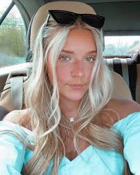 rachel burke (@rachelrburke) • Instagram photos and videos