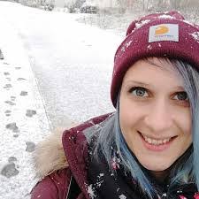 Claudia Bravo's Instagram, Twitter & Facebook