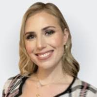 Tara Penn's Instagram, Twitter & Facebook