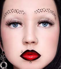 When cosmetic tattooing first gained traction in the 1980s, it was often performed by body tattooists using regular tattoo tools. Top 10 Eyebrow Tattoo Designs You Can Try Right Now