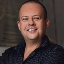 Justin Mcnamara's Instagram, Twitter & Facebook