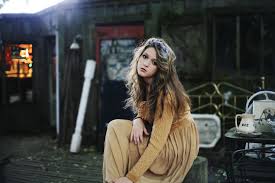 For curly hair, you can choose to short sides shaved that prevent the head look large. Wallpaper Lights Old Blonde Long Hair Love Winter Wood Brown Fashion Fur Vintage Antique Girl Beauty Curly Indie Hipster Portrait Photography 4368x2912 768205 Hd Wallpapers Wallhere