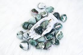 Green Sardonyx Tumbled Stones Sardonyx Tumbled Sardonyx Etsy Tumbled Stones Stone Heart Heart Chakra