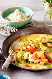Hahnchen Kokos Curry Mit Blumenkohlreis Rezept Lecker Kokos Curry Rezepte Abendessen Asiatische Rezepte