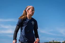 Official page of stephanie labbé, goalkeeper for the canadian women's national soccer team and fc. A Craving For Challenge Brought Stephanie Labbe To The Courage Equalizer Soccer