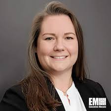 Amanda Windle's Instagram, Twitter & Facebook