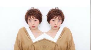 Model rambut pendek wanita untuk wajah bulat. 3 Gaya Rambut Yang Cocok Untuk Perempuan Berwajah Bulat Ala Hairstylist Jepang Tribunstyle Com