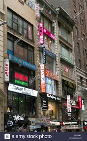 12308 n 32nd st phoenix,az,united states,85032. Korea Way 32nd Street Nyc Stockfotos Und Bilder Kaufen Alamy
