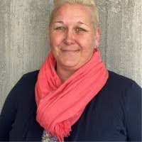 Angie Thiele's Instagram, Twitter & Facebook