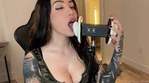 Tattooed beauty records sexy ASMR in hot solo video 