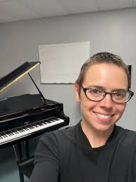 Maeve Brophy, Pianist