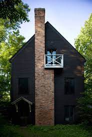 While there can be advantages to brick houses there are also disadvantages. Red Brick Houses With Black Trim Design Indulgence
