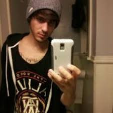 Stream Kyle Roof music