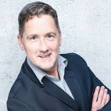 Mitarbeitende von D.LIVE GmbH & Co. KG