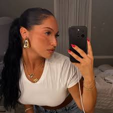 Olivia Elwell (@livyelwell) • Instagram photos and videos