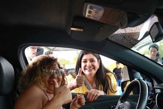 Nem a chuva segurou o Aero Rancho!💙 Foram aproximadamente 1.500 veículos em uma carreata que mostrou a força, o carinho e a esperança de quem acredita em dias melhores para Campo Grande