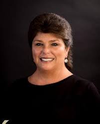 Tammy Naumann's Instagram, Twitter & Facebook