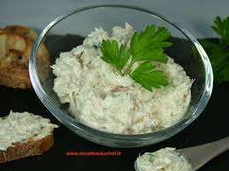 Mettre le st morret, 2 cuillères à soupe de moutarde à l'ancienne et mélanger (attention à ne pas en mettre de trop sinon la rillette perdrait sa consistance et son goût). Rillettes De Maquereaux Au Citron Recette Par Recettes Du Chef