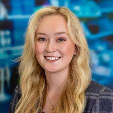 Amanda Schouten's Instagram, Twitter & Facebook