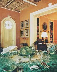 Instagram Photo By Remy Renzullo Mar 31 2016 At 2 16pm Utc Red Rooms Stylish Tables Tropical Style