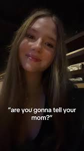 Michelle Weagle's Instagram, Twitter & Facebook