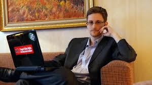 Updated 7:55 am et, thu october 22, 2020. Der Dunkle Spiegel Seit Ich Edward Snowden Getroffen Habe Habe Ich Nie Aufgehort Uber Meine Schulter Zu Schauen