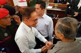 The position of anwar ibrahim in anwar ibrahim. Anwar Ibrahim And Mahathir Mohamad S First Face To Face Meeting Since 1998 Abc News Australian Broadcasting Corporation