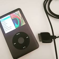 Pin By Li On Tech Ipod Classic Ipod Apple Ipod