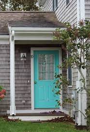 Miller shingle 18 inch rebutted and rejointed (r&r) natural groove cedar sidewall shingles primed 1/2 square carton. Turquoise Door With Cedar Shingles House Exterior Turquoise Door Teal Door