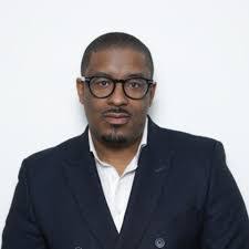 Perry Sutherland's Instagram, Twitter & Facebook