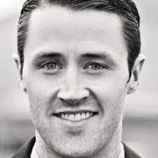 Mark Braatz's Instagram, Twitter & Facebook