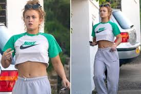 This page is about julia maisie ss gallery,contains maisie williams in 21st annual screen actors guild awards,maisie williams 'early. Secret Sessions Maisie 24 T9 Wywjcf8 Lmm Julia Sessions 24 Set Star Marlo Rowse