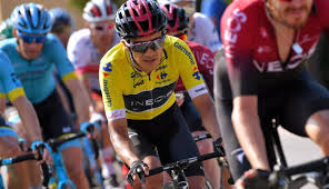 La alegría por este nuevo logro de richard carapaz, tiene eco en la casa de sus padres, hasta donde acudieron decenas de seguidores para festejar esta hazaña de la locomotora del carchi. Richard Carapaz No Seria El Unico Ciclista Tricolor En El Giro De Italia