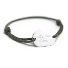 Revêtir de belles parures n'est plus un luxe alors n'hésitez plus et faites votre commande sur rakuten ! Bracelet Homme Personnalise Avec Gravure