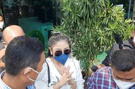 Muslih juga menyebut, apabila askara sudah kembali berpenghasilan, kliennya akan segera menafkahi anak. Fakta Baru Diungkap Nindy Ayunda Tahu Suami Pakai Ganja Matamata Com