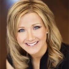 Melissa Helm's Instagram, Twitter & Facebook