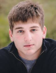 Gabe Reyes's Instagram, Twitter & Facebook