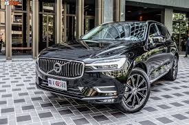 詳細配備大公開volvo xc60 大改款配備全公佈汽油t5t6柴油d4 五款車型發售搶市 iscar前天iscar才披露即將上市的xc60大改款預 售價今天官方安排的媒體試駕中也揭露xc60將發售的車型以及配備層級想要入主這部超強力的北歐豪華休旅車的準車主們快來看看isc volvo volvo